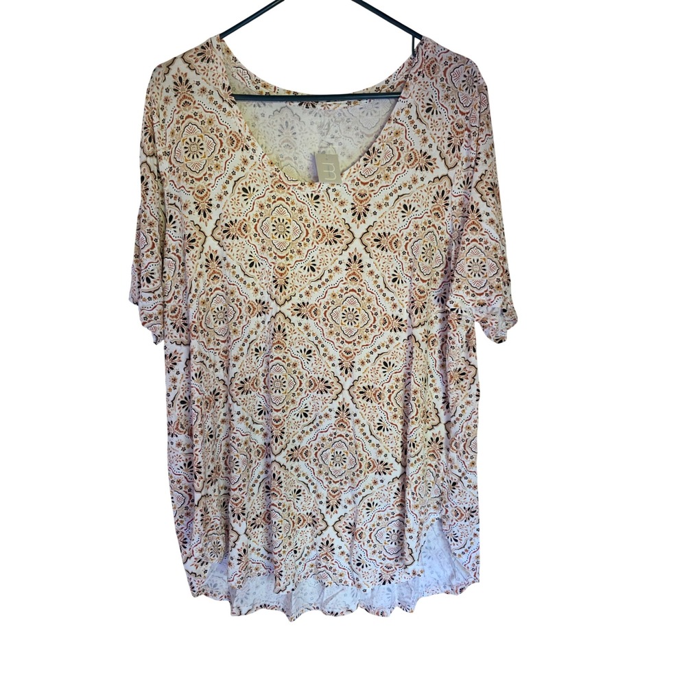 Maurices Womens Boho Medallion Print V-Neck Short Sleeve Top Rust Tan 1X NEW